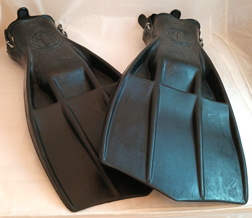 Aqua lung divers rocket - lung,